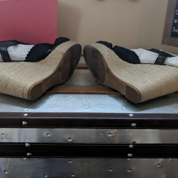 Sz 11 Lucky brand high wedge lace cloth design - Picture 2 of 6